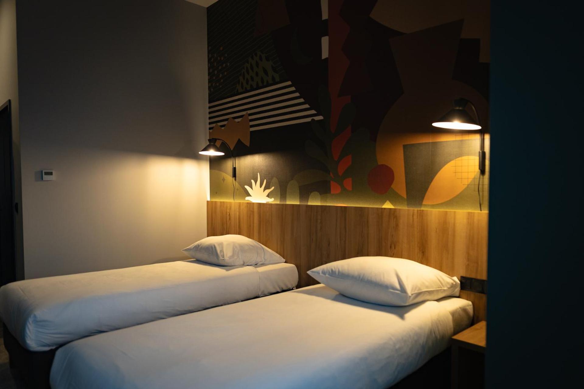 Desilva Inn Opole Esterno foto