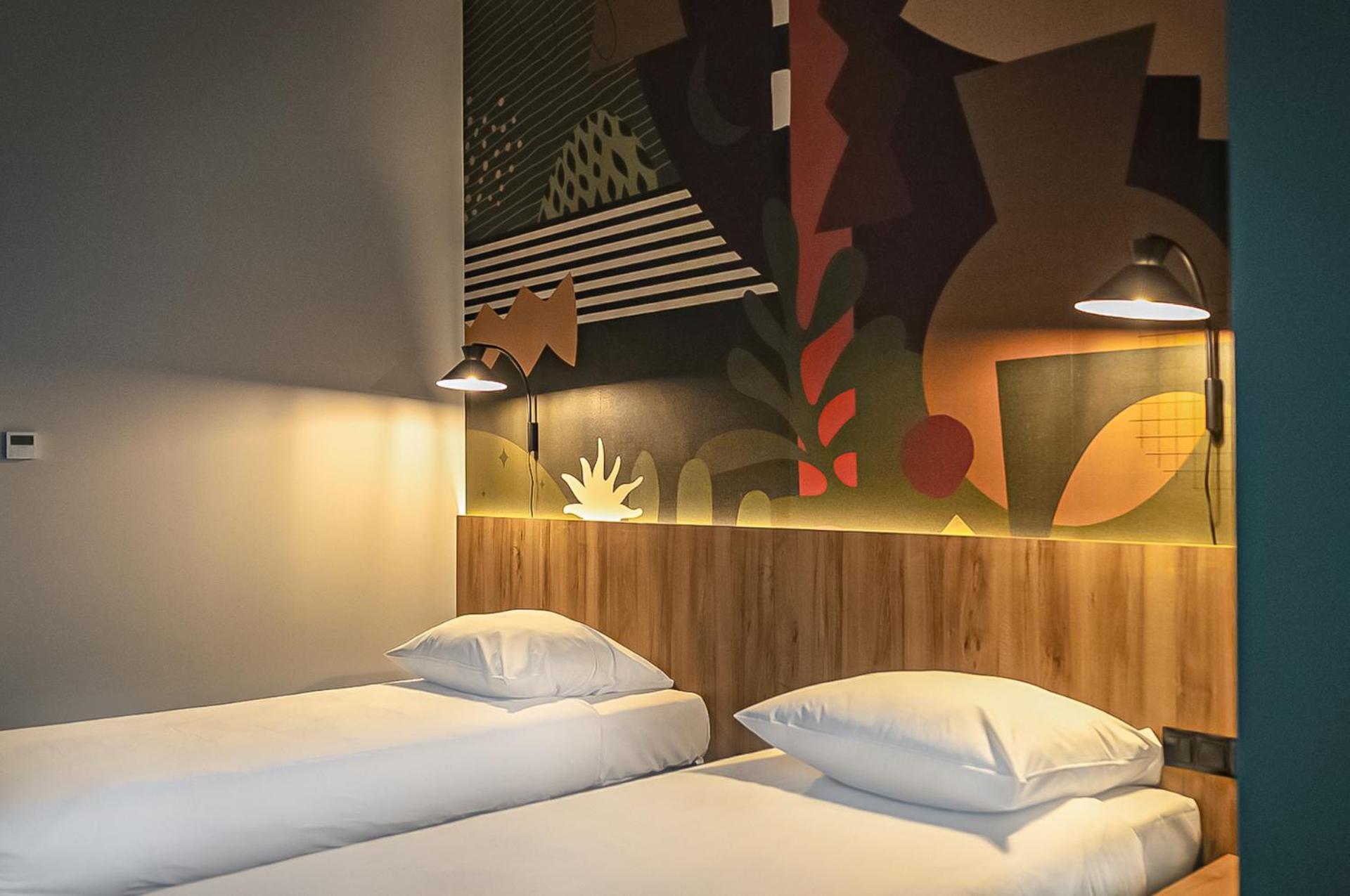 Desilva Inn Opole Esterno foto